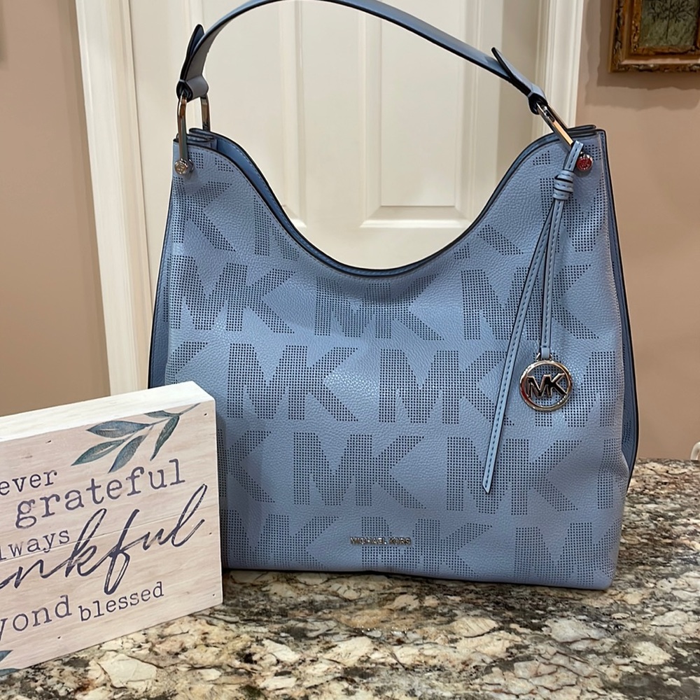 NWT Michael Kors “Joan” XL Slouchy Shoulder Bag